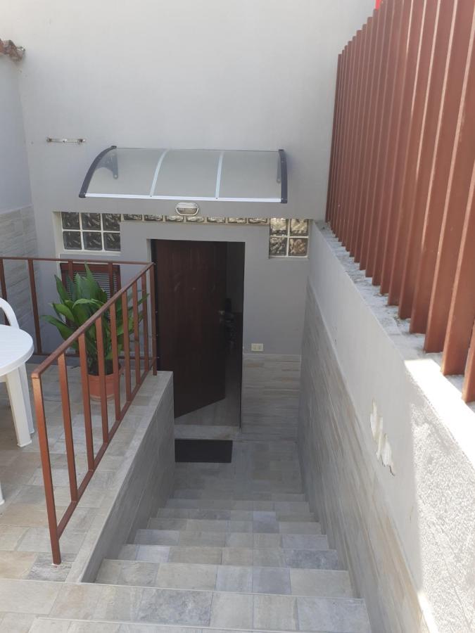 Casa Dylan Apartment Cagliari Bagian luar foto