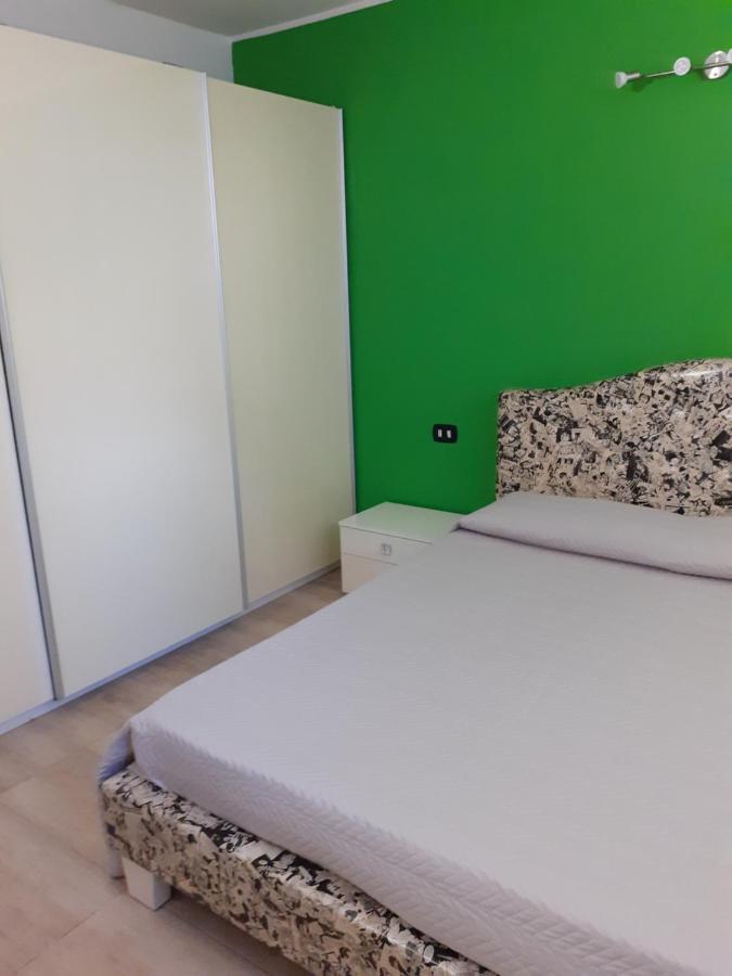 Casa Dylan Apartment Cagliari Bagian luar foto